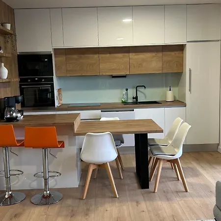 Maestral Apartment Nin